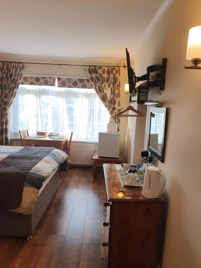 Penryn Guest House, Ensuite Rooms, Free Parking And Free Wifi Stratford-upon-Avon Exterior foto